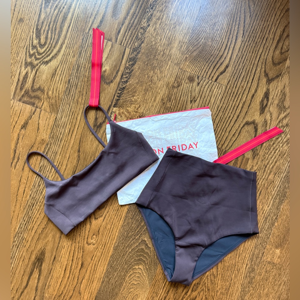 NWT Left On Friday Pool Days Top & Hi Tide Bottom Size Small, Cold Brew/Brown - Picture 5 of 13